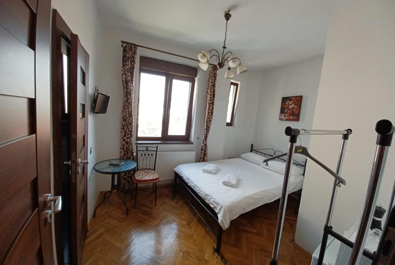 Camera Tip Economic Mozart Cluj-Napoca Extérieur photo